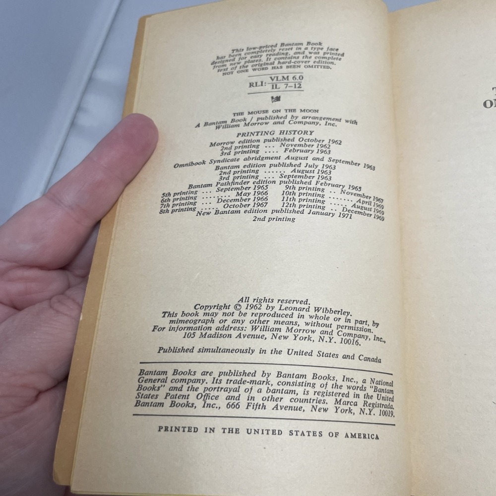 The Mouse on the Moon by Leonard Wibberley 1971 Bantam Books Paperback - Picture 10 of 13